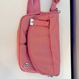 Lululemon Fanny pack